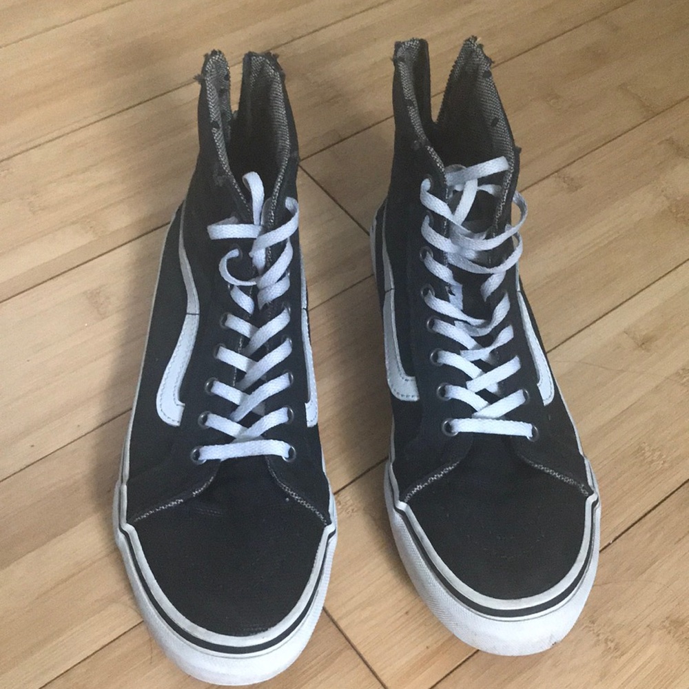 Black high top vans